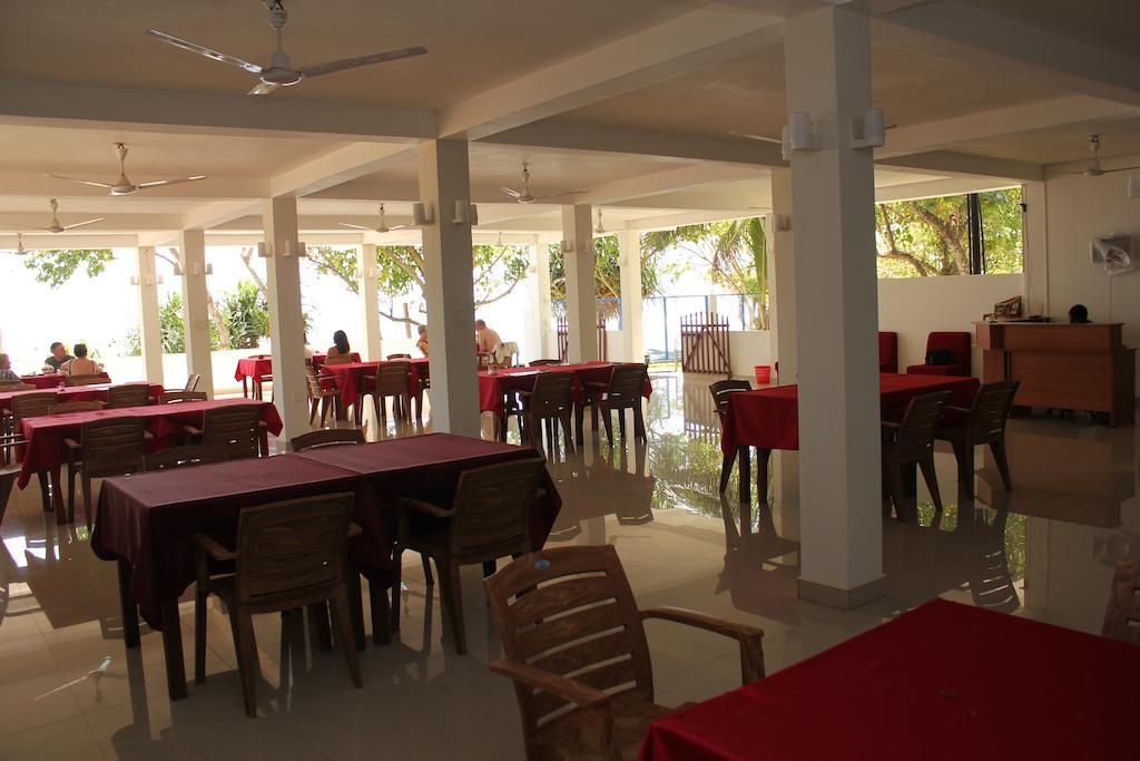 Paradise Beach Resort & Diving School Mirissa Dış mekan fotoğraf